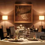 Lugal, A Luxury Collection Hotel, Hotel