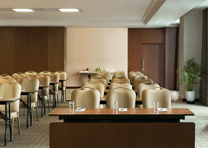 Lugal, A Luxury Collection Hotel, ホテル