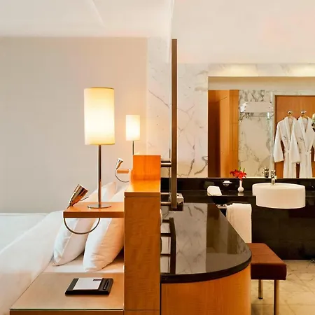Lugal, A Luxury Collection Hotel, Hotel 5*