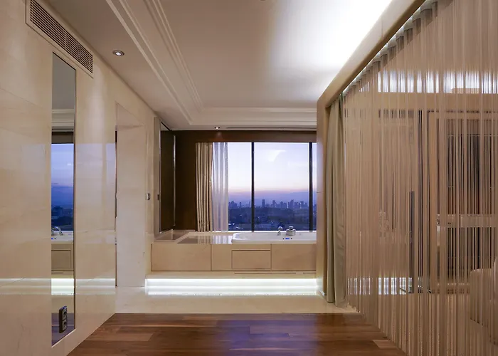 Lugal, A Luxury Collection Hotel, Hotel 5*