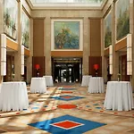Lugal, A Luxury Collection Hotel, Szálloda 5*