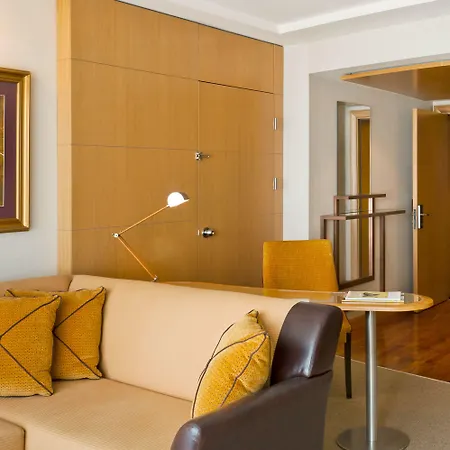 Szálloda Lugal, A Luxury Collection Hotel,